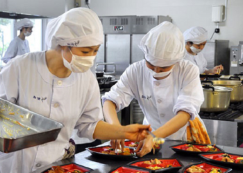 Tuyển 48 nữ chế biến thực phẩm tại  OSAKA