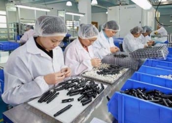 Tuyển 15 nam & nữ sản xuất kiểm tra sản phẩm nhựa tại NARA