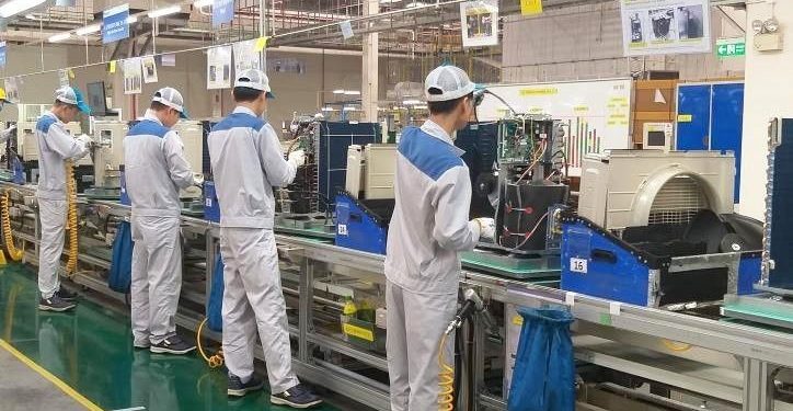 Cao Hùng – Tuyển 03 Nam Lao động Công xưởng